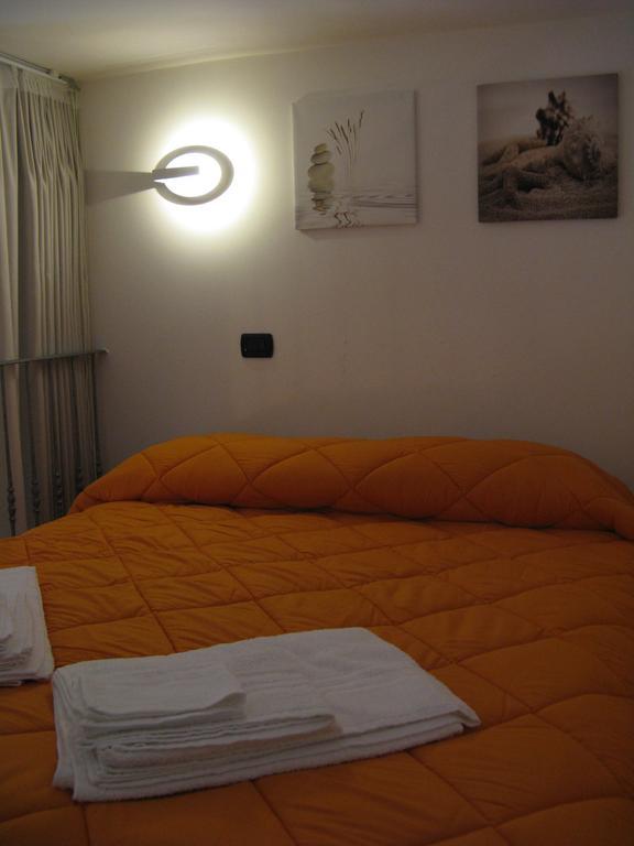 Suite Li Figuli Lecce Bagian luar foto