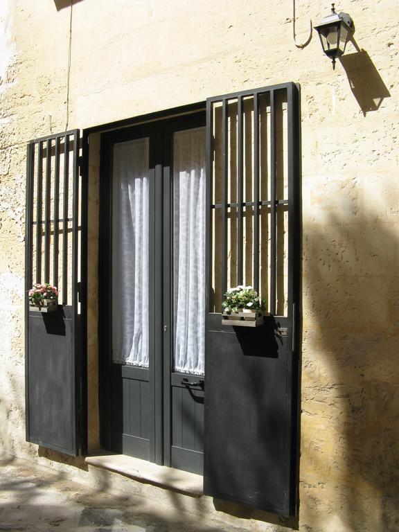 Suite Li Figuli Lecce Bagian luar foto
